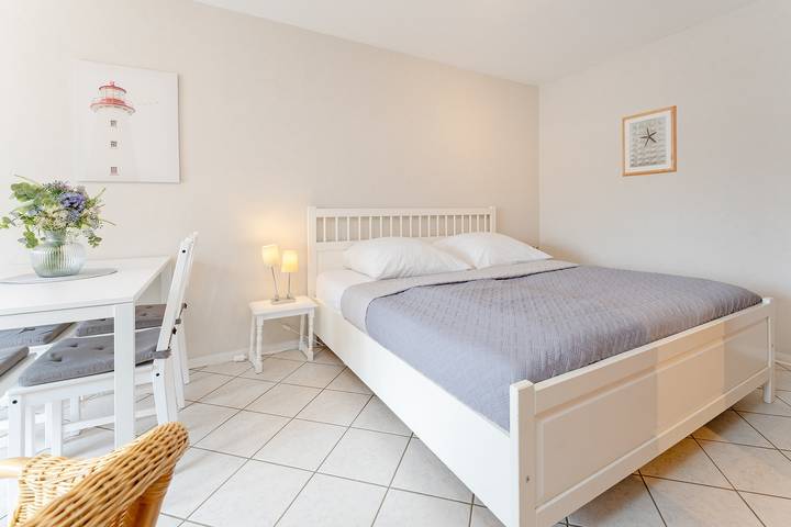 Ferienwohnung für 4 Personen, mit Garten in Neue Tiefe