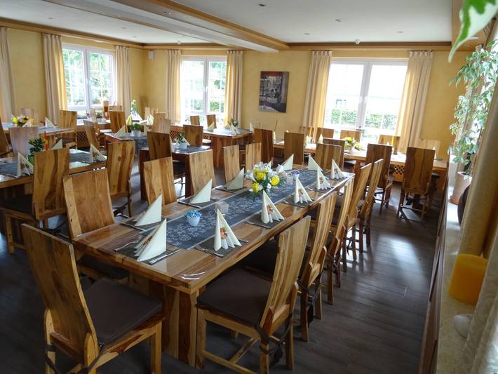 Landhaus Post - Hotel 4 Jahreszeiten mit Restaurant und Biergarten - Dz in Albstadt, Albsteig Etappe 13