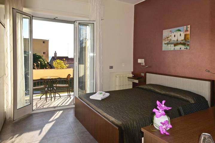 Chambre d’hôte pour 3 personnes, avec terrasse et jardin, animaux acceptés à Région de Vintimille - 2