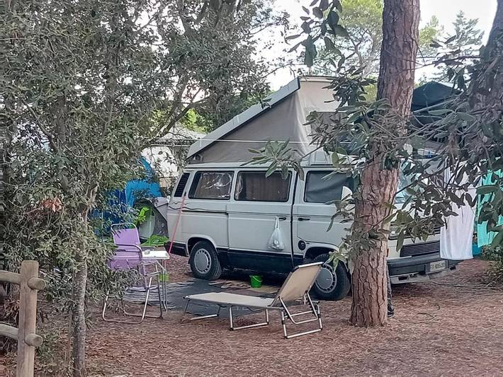 Camping per 6 persone, con Giardino e Piscina nonché Panorama a Grosseto