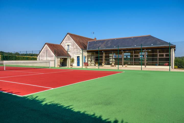 Maison confortable avec piscine à Villentrois-Faverolles 250m² in Faverolles, Vallée de la Loire