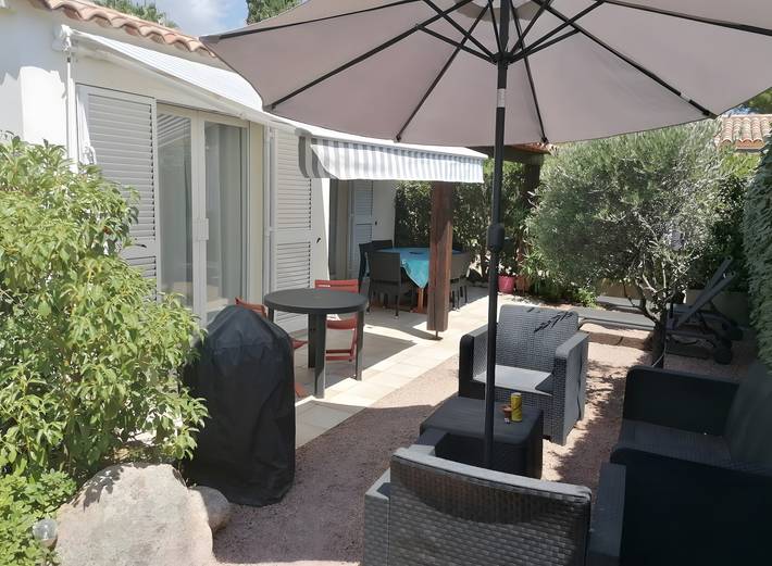 Location de vacances pour 6 personnes, avec jardin à San-Gavino-di-Carbini - 2