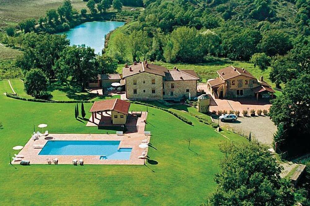 Lake House, Ferme dans les collines entre Arezzo Florence Sienne, Jardin, Piscine in Laterina Pergine Valdarno, Valdarno