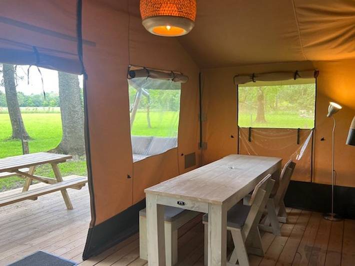 Tente pour 5 personnes, avec bassin pour enfant dans Centre-Val de Loire - 3