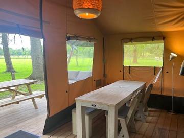 Tente pour 5 Personnes dans Montbazon, Indre-et-Loire, Photo 2