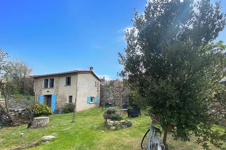 Location de vacances pour 4 personnes, avec Jardin à Corneilla-de-Conflent