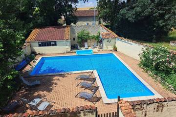 Gîte pour 6 personnes, avec piscine et jardin à Saint-Pierre-de-Juillers