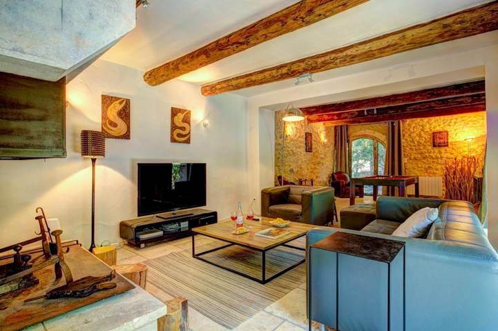 Location de vacances pour 8 personnes, avec jardin et piscine à Plan-d'Orgon - 4