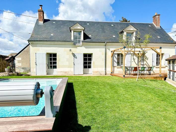 Location de vacances pour 7 personnes, avec jardin et piscine à Mosnes - 4