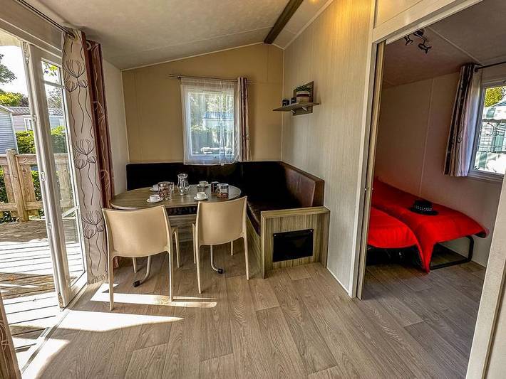 Camping Le Lagon Bleu - Mobilheim 4 personen - Mobilheim Andaro mit 2 Schlafzimmern, barrierefrei, für 1–4 Personen in Notre-Dame-de-Monts, Vendée