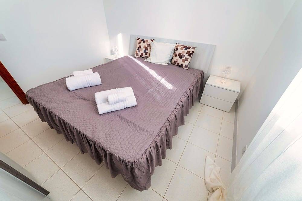 400 m vom mit der blauen Flagge ausgezeichneten Strand entfernt Minischwimmbad in Porto Palo, Agrigento Provinz