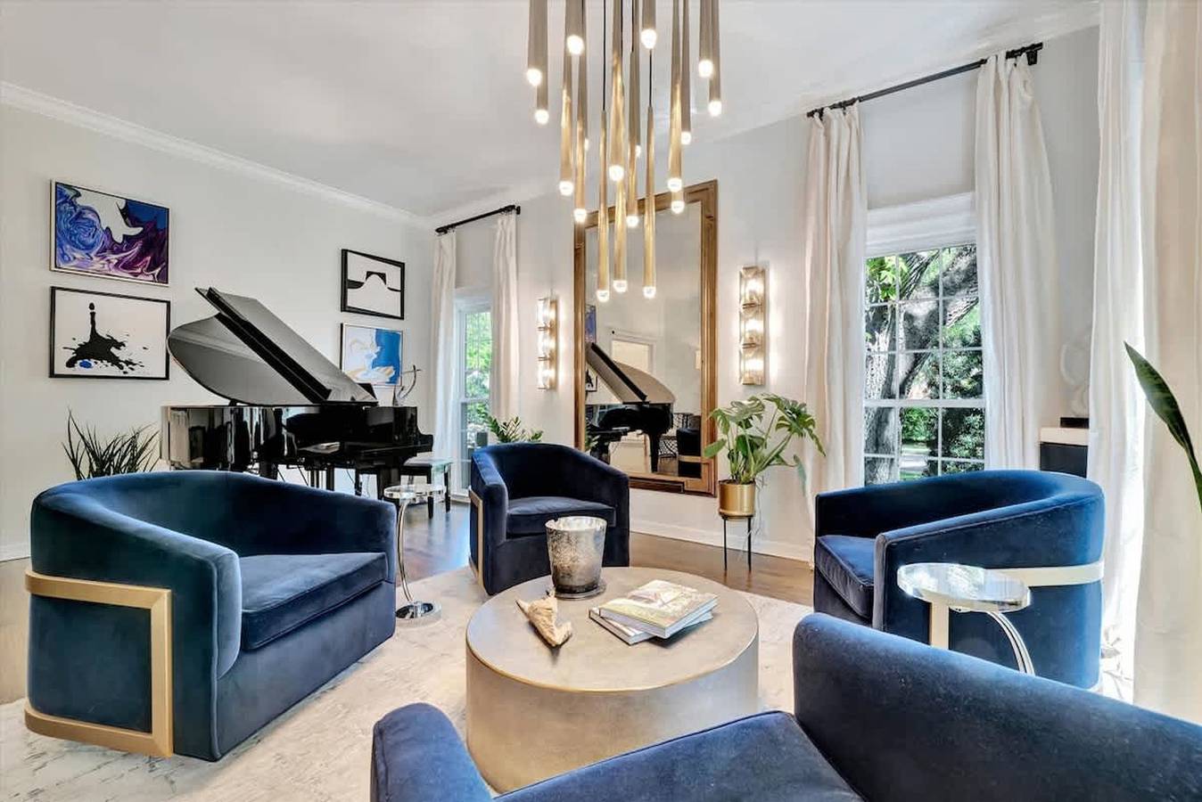 The Royale  2B 4B Luxury   Garden Pool  Yoga Room in South Tampa, Tampa