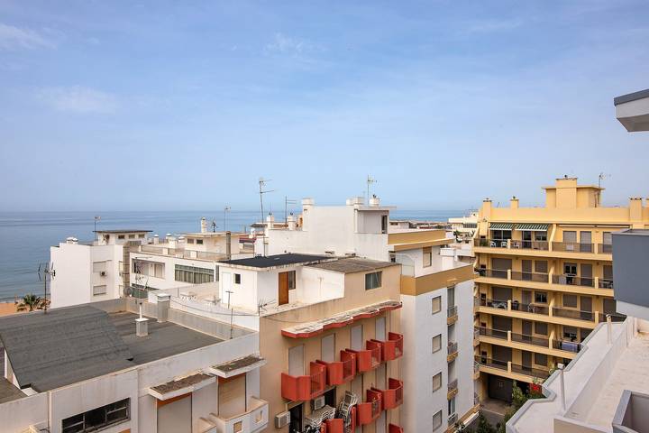 Appartement entier, Appartement 'T1 Vue Mer' avec Vue Mer, Wi-Fi et Climatisation in Cavacos, Quarteira