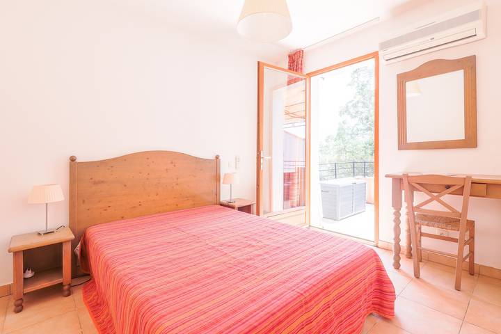 Gîte pour 4 personnes, avec piscine et terrasse, animaux acceptés à Belgodère - 4