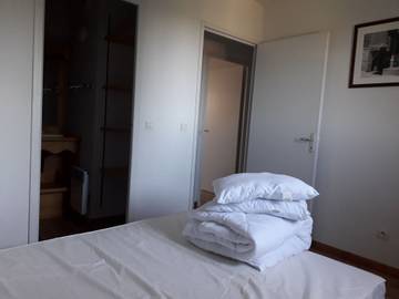 Chalet pour 8 Personnes dans Lac des Hermines, Besse-et-Saint-Anastaise, Photo 3