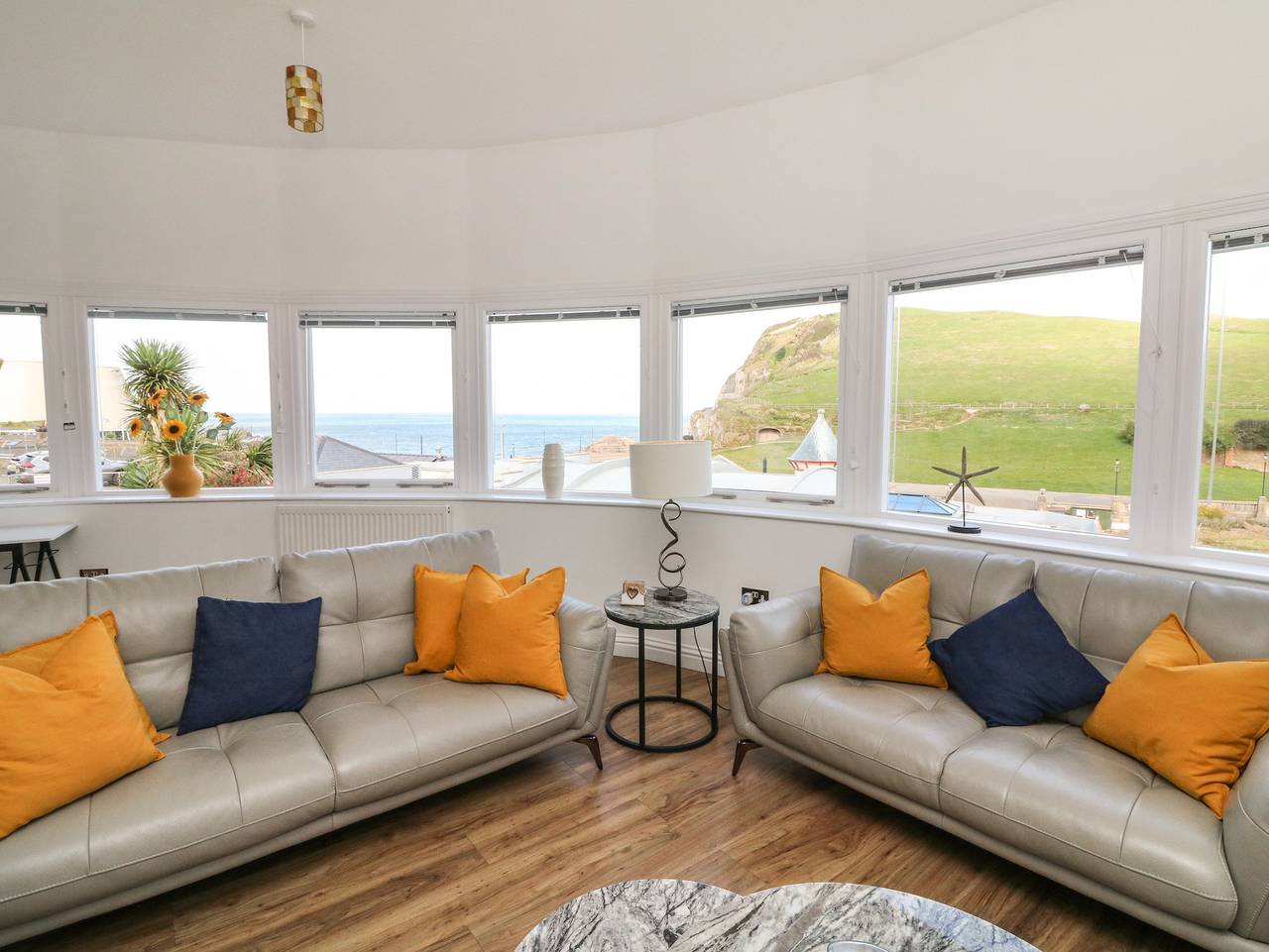 Ganze Wohnung, 11 Cove View Apartments in Ilfracombe, Devon