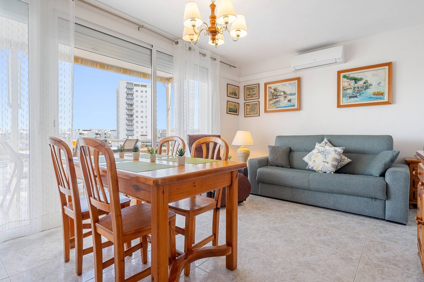 Apartamento entero, Apartamento 'Mas' con vistas al mar, Wi-Fi y aire acondicionado in Salou, Costa Dorada
