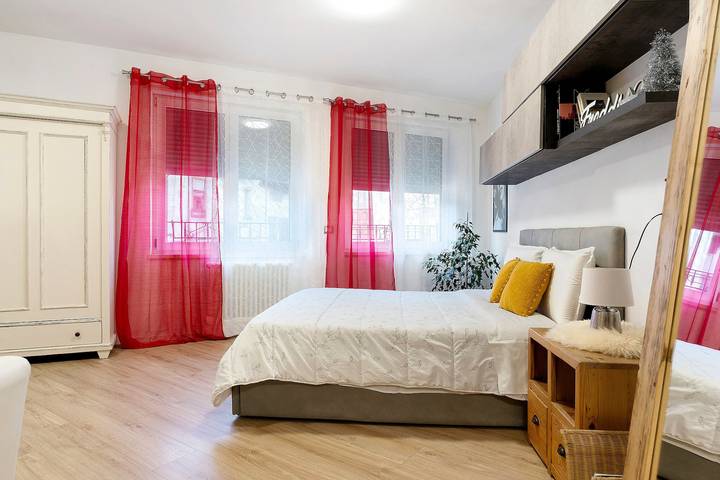 Entire apartment, Apartment 'Freddie House' with Balcony and Wi-Fi in Lisignago, Albiano