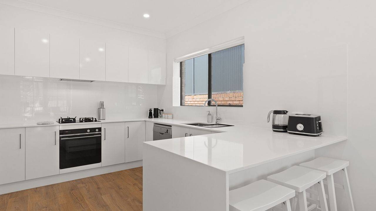 Entire holiday apartment, Ferienwohnung für 4 Personen (2 m²) in Glenelg South in Adelaide, South Australia