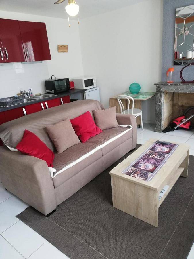 Two-Bedroom House in Margaux-Cantenac, Parc naturel régional du Médoc