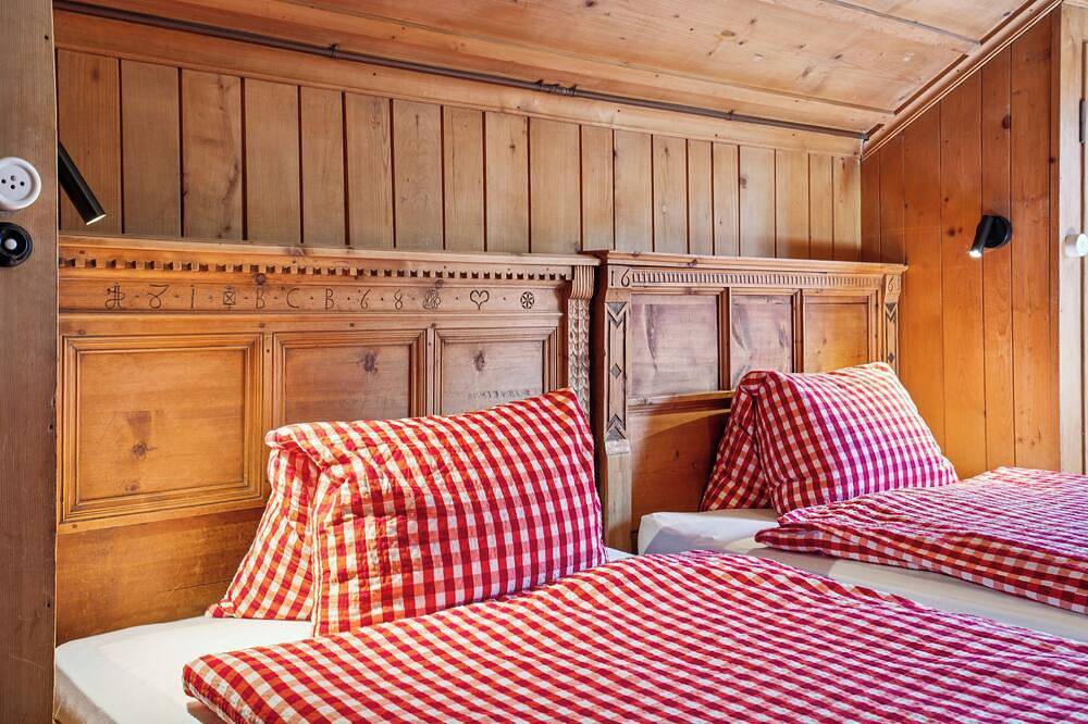 Charmantes Engadiner Chalet in St.Moritz. Historisches Flair und perfekte Lage in St. Moritz 3 Bad, St. Moritz