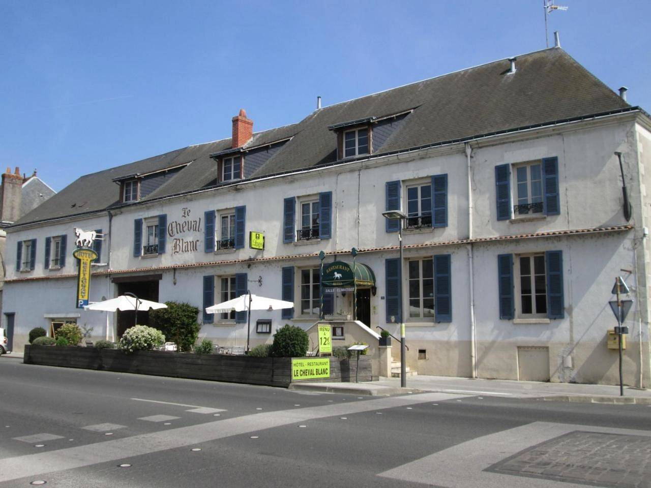 Logis Hostellerie Du Cheval Blanc in Sainte-Maure-de-Touraine, Région de Chinon