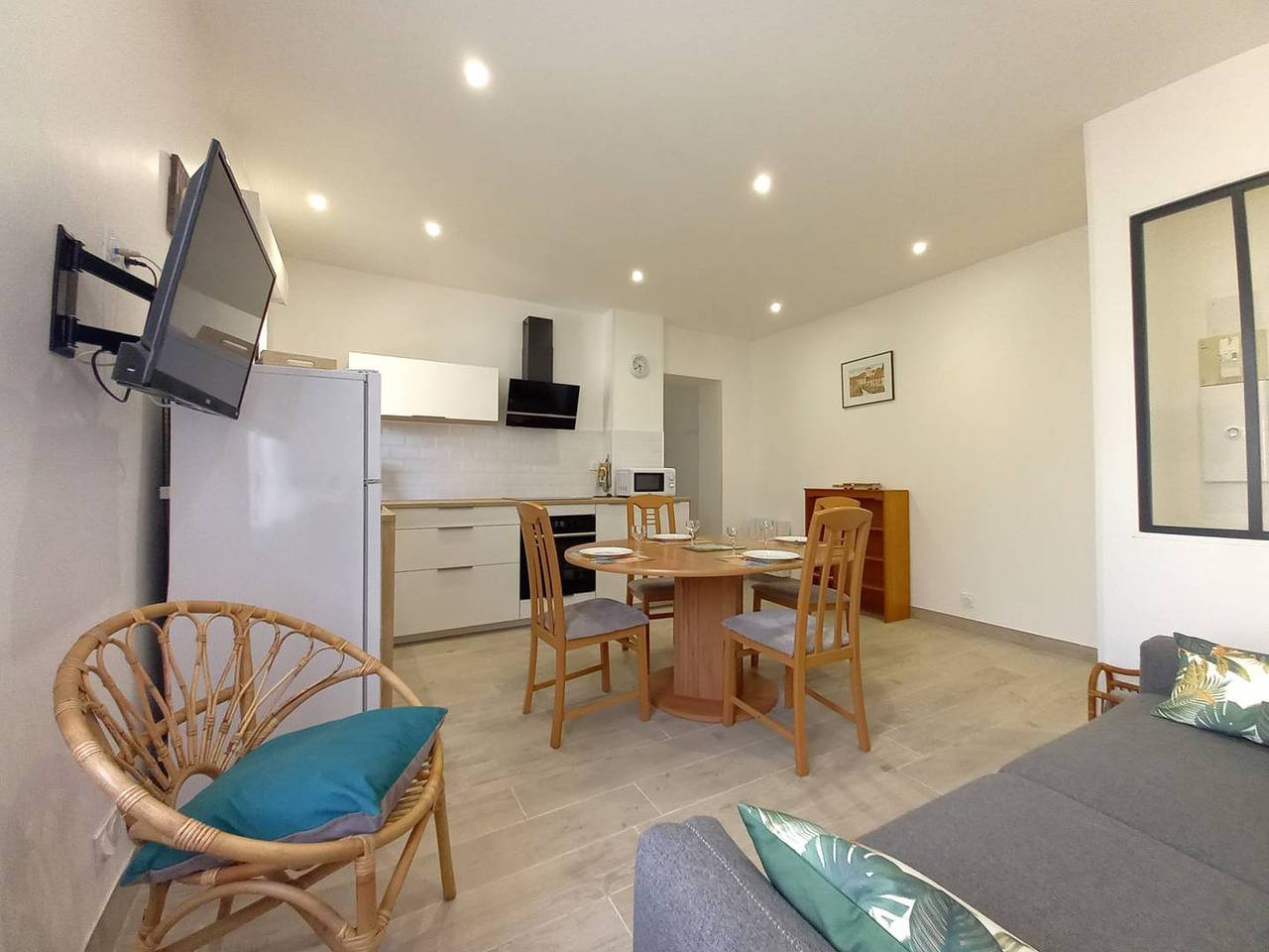 Appartement entier, Royan centre - Plage et Commerces A Pied - Appartement en rez-de-chaussée in Royan, Côte de Beauté