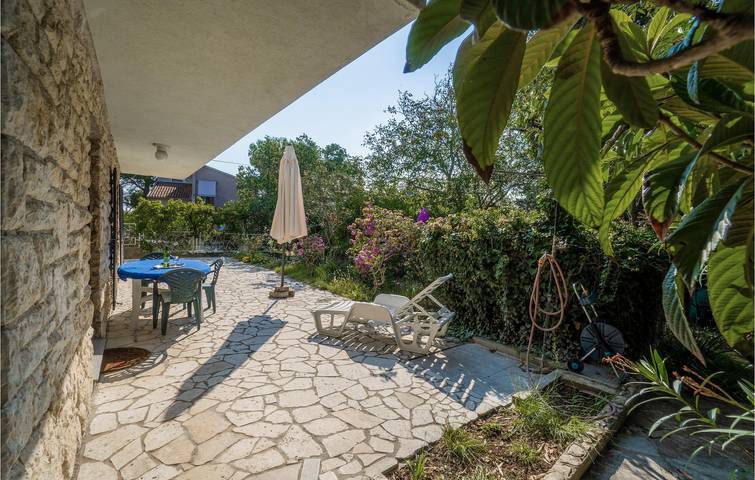 Ferienwohnung für 3 Personen, mit Terrasse, mit Haustier in Premantura - 2