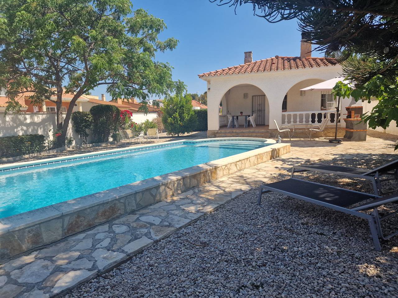 "Cologne"@Marisol: 300m zum Strand, Privat-Pool, A/C, Wifi, Hundestrand in Riumar, Delta de l'Ebre