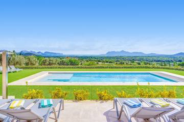 Villa in Pollença, Serra de Tramuntana für 12 