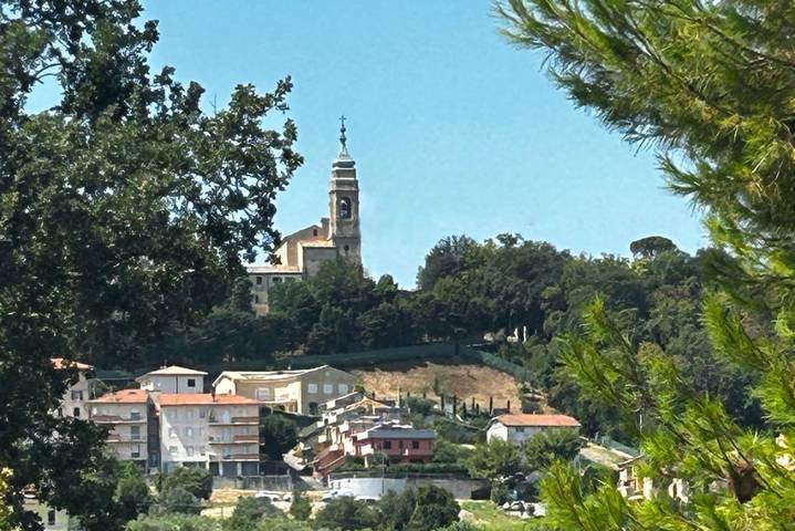 Appartamento per 2 persone, con giardino a Camerano