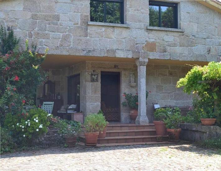 Location de vacances pour 14 personnes, avec piscine ainsi que vue et jardin, animaux acceptés à Gondomar - 2