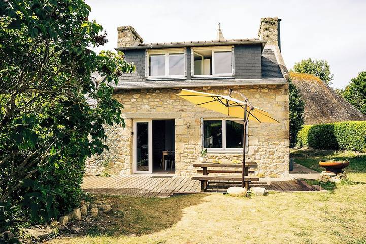 Location de vacances pour 6 personnes, avec jardin et terrasse dans Plage Du Billou Santec