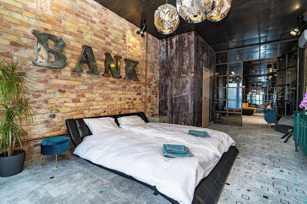 Welcome to your dream retreat at our exquisite loft-style villa. in Budapest, Danube-Ipoly National Park
