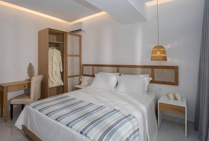 Location de vacances pour 2 personnes, avec jardin ainsi que piscine et vue à Chersónissos - 2