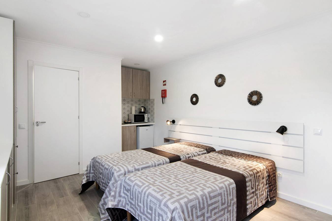Apartamento inteiro, Apartamento 'Mar' com terraço partilhado, Wi-Fi e ar condicionado in Moncarapacho, Ria Formosa
