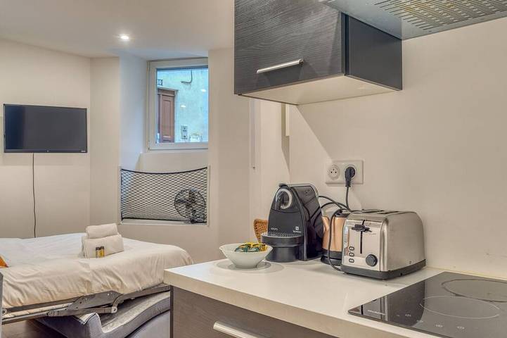 Ganze Wohnung, La Dune - portes de Lyon - Wifi inclus in Sainte-Foy-lès-Lyon, Lyon und Umgebung