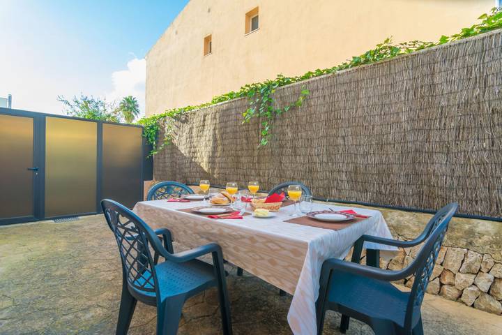 Finca für 7 Personen, mit Terrasse in Ses Salines - 4