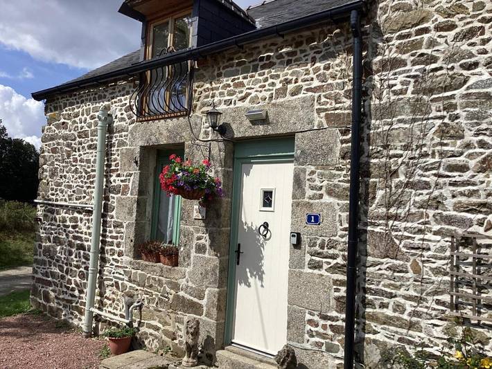 Location de vacances pour 4 personnes, avec Jardin à Javron-les-Chapelles