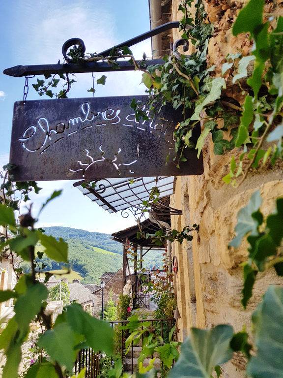 Chambre d’hôte pour 2 personnes, avec jacuzzi et jardin dans Parc naturel régional de l'Aubrac - 2