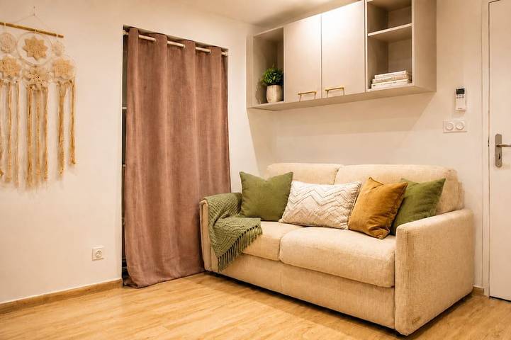 Ganze Wohnung, Studio n°3-Studio-Deluxe-Nasszelle-Balkon in Tulette, Nyons und Umgebung