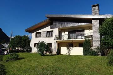 Gîte pour 8 personnes, avec balcon et jardin à Mercury