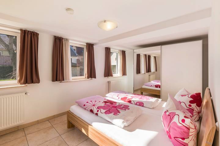 Ferienwohnung für 2 Personen, mit Garten in Bad Urach - 4