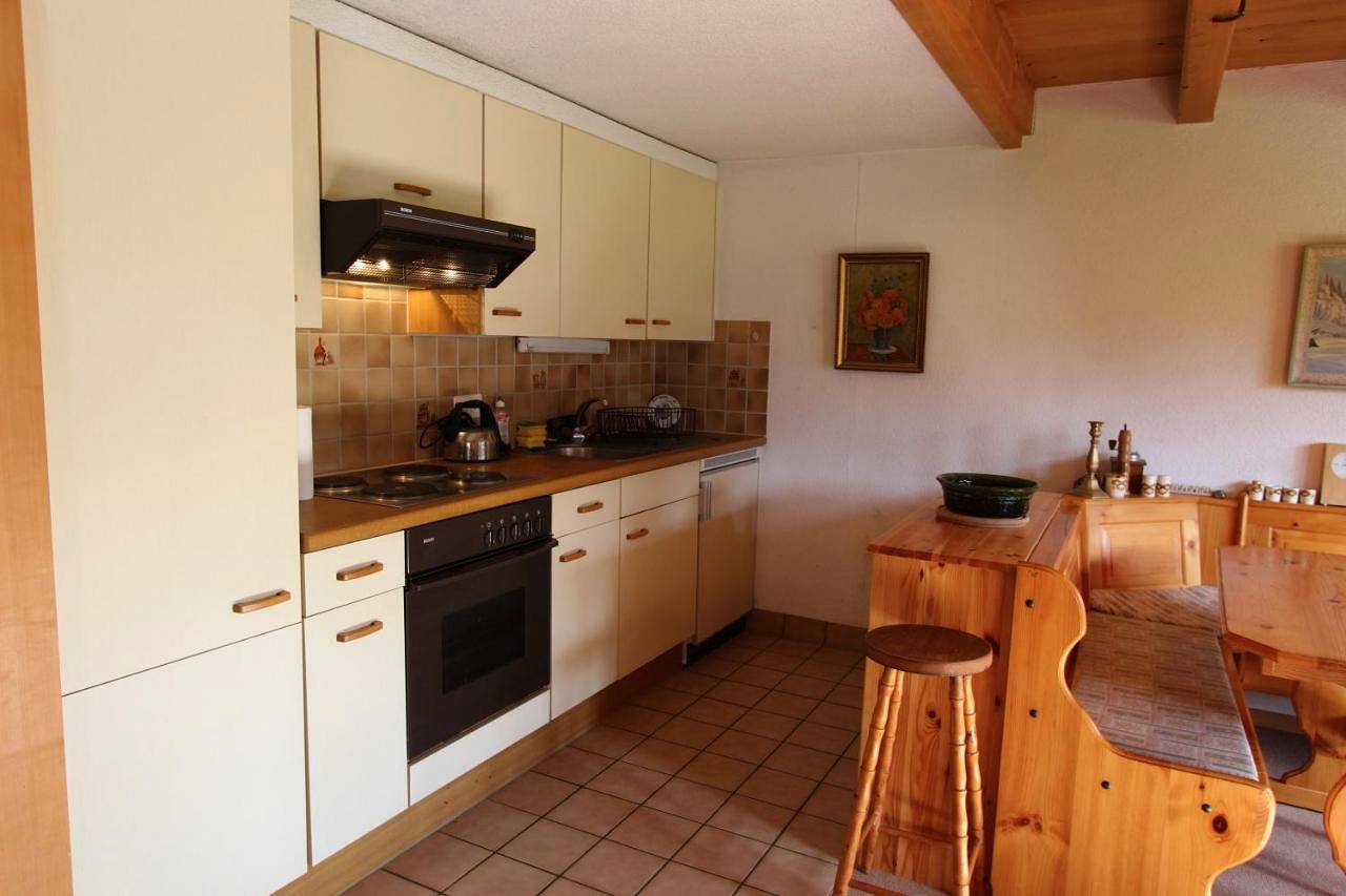 Chalet in La Lécherette, Château-d' Oex