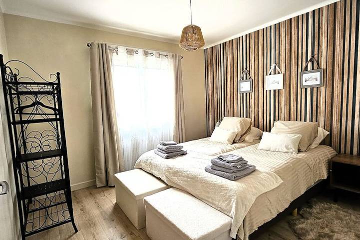 Gîte pour 4 personnes, avec balcon à Ploëzal - 3