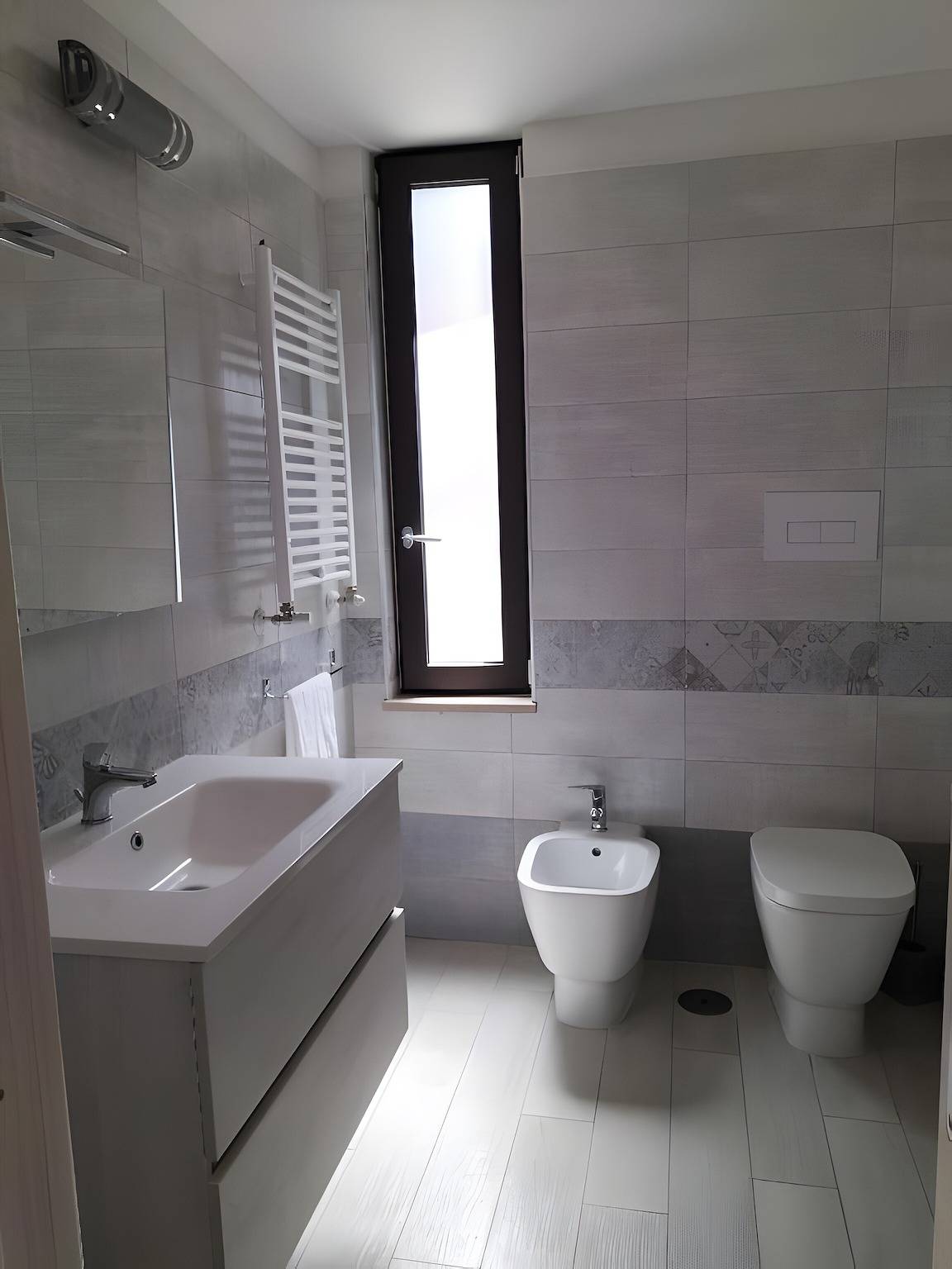Ganze Wohnung, Ferienwohnung 'Borgo San Martino 1' mit Bergblick, Balkon und Wlan in Laureana Cilento, Cilento