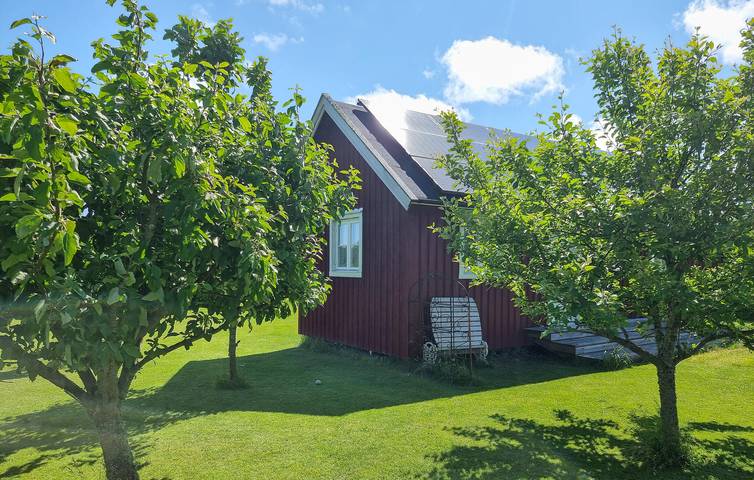 Hus för 4 Personer med trädgård in Orust