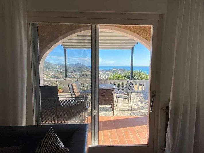 Villa pour 6 personnes à Imperia