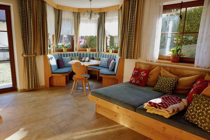 Ferienwohnung für 6 Personen, mit Terrasse und Garten sowie Sauna und Ausblick in Neustift im Stubaital - 4
