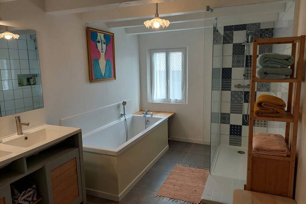 Casa Vacacional 'Bienvenue À La Maison' con Terraza, Jardín Privado y Wi-Fi in Mézos, Côte d’Argent